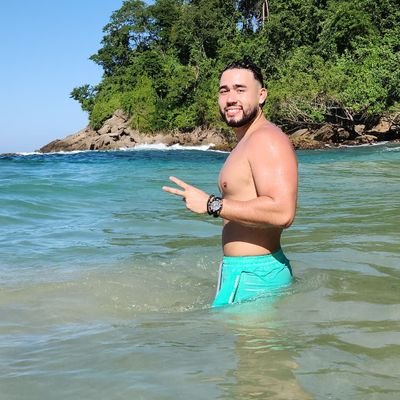 gonzalez_jhofre's profile picture. At bad times, good face💯‼️