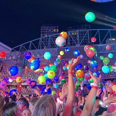 vennesa199's profile picture. 