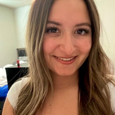 Selena_Stone11's profile picture. all I ever post about is Florida Gator Softball💙🧡🥎 🐊
