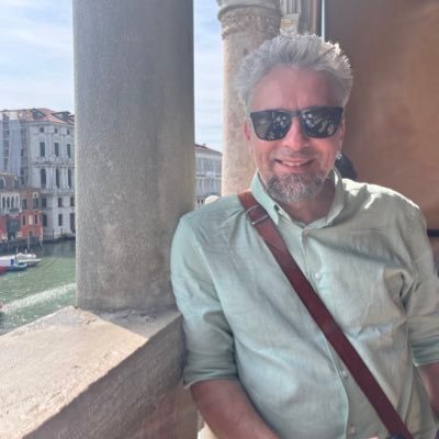 arhebis's profile picture. 