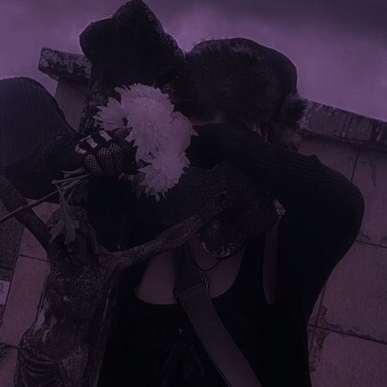 bundapenis's profile picture. @0oMark__
 i love satan, pink and energy drinks ꒰⑅ᵕ༚ᵕ꒱˖♡