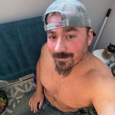 AndrewPitaxy3p's profile picture. 