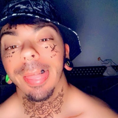 Undead_Loyal_ki's profile picture. R.I.P Pa January 18,2019💔 The journey is just beginning Love ur self #God First #Loyalty #nerd