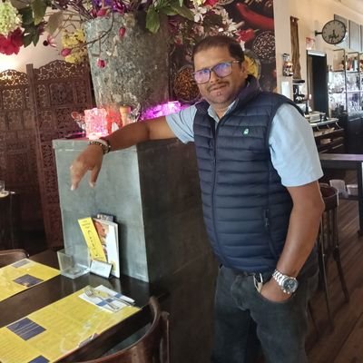 मेरा अभिव्यक्ति हरु कसैलाई खुसी/दुःखी पार्ने उदेश्य होईन केवल मेरो आत्मसन्तुष्टि को लागि लेख्ने गर्छु 🙏