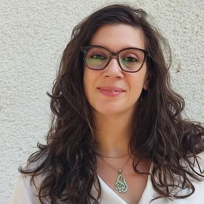 ZakiaAqra's profile picture. 
