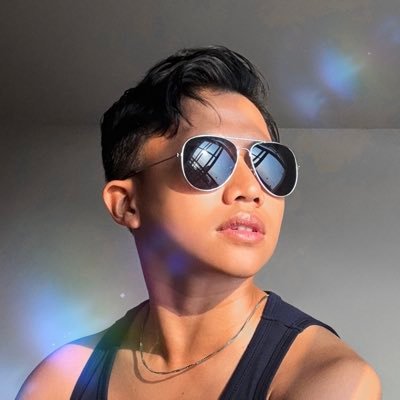 erdiennivght's profile picture. hidup itu tentang perjalanan, bukan balapan 🥂 ✨ . Listen my music here 👇🏻