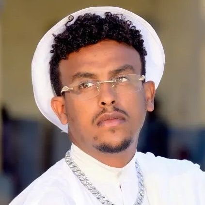 Singer Songwriter Rapper and Actor | Music producer | Record Label Owner at Rimna Records Africa | Public Figure 🇪🇷✊🏽♥️