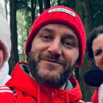 Born in Birkenhead, travelled the world & settled in Cork. Indie Kid at heart & adidas trefoil enthusiast. mainly tweet about football (LFC), Up the reds! 💪🏆