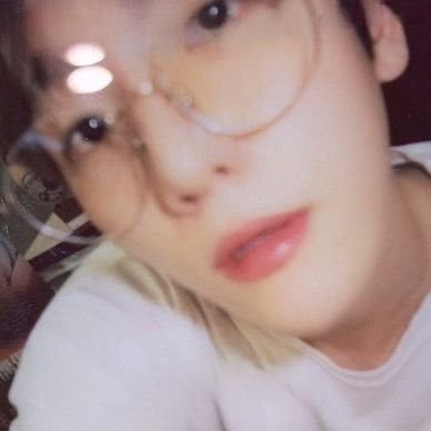 9teen — chanbaekist. FNC & KC !!! pink haired cringe girl 🎀