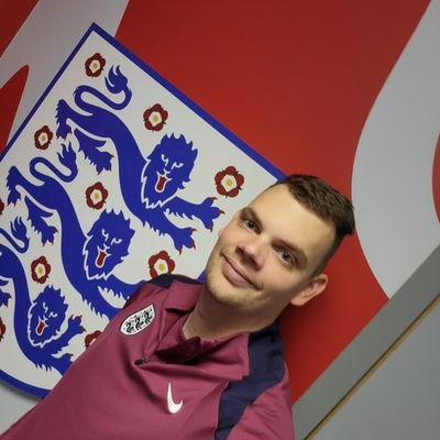 Current Uefa B student ⚽️ | Burton Abion Women's Analyst & Coach | BCFC supporter | All views are my own