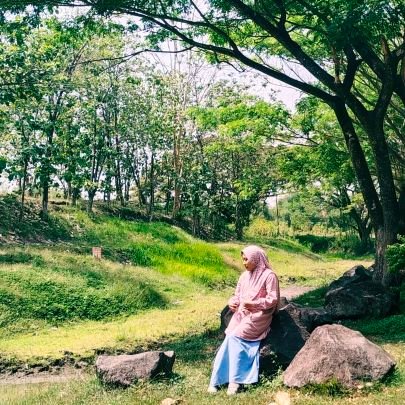 ini_nisaaa's profile picture. 🌏♻️⚡📚📝🚲🎨🖌️✨