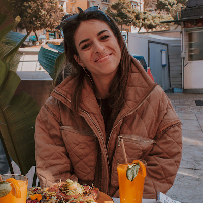 lara11853's profile picture. 