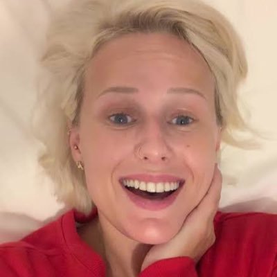 Lynne1126503's profile picture. 