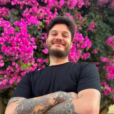 veznitoenissen's profile picture. Football Scouting Enthusiast | Former Esports Interviewer, Manager & Coach