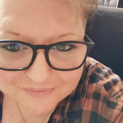 lararush21's profile picture. Housewife, IT specialist, gamer & hobby artist ✏️🤓❤️🎮😎🔥🍷

'You can't steal the Light from one who carries a galaxy of stars in their heart.'✨🖤