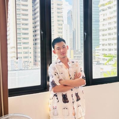 NayLinnOo211289's profile picture. 