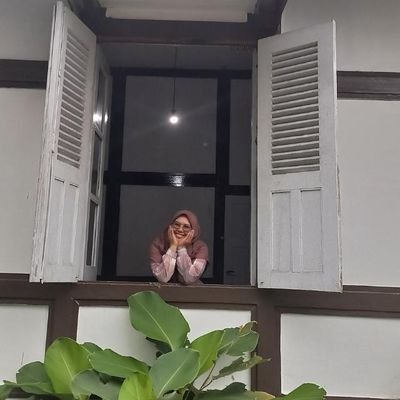 🔁tukang retweet🤦‍♀️cita2 langsing tp suka makan🎥Movie & Book lover 📚mother of 3 adorable kids💝