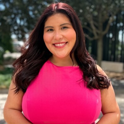 JulissaGarzaTv's profile picture. @khou reporter 🎥 | Houston, TX native | Coffee enthusiast ☕️ | @SamHoustonState Alumna 🧡💙 | 🇲🇽🇺🇸