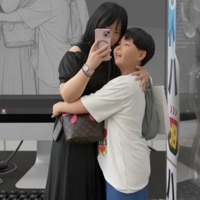 mikaharu6's profile picture. 