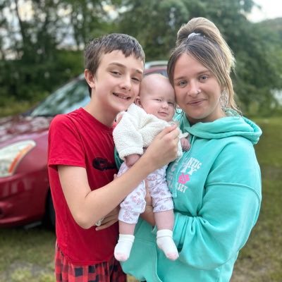 Always a mother first before anything else 💗.