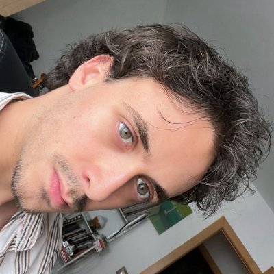 27, making a metroidvania: MUSHY ROOTS.
Join the discord below for more updates and a great community!!!!
https://t.co/guB44VmakN