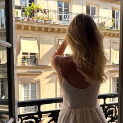 𝒯𝒽𝑒 𝑜𝓃𝓁𝓎 𝓉𝒽𝒾𝓃𝑔 𝓉𝒽𝒶𝓉 𝓈𝓉𝒶𝓃𝒹𝓈 𝒷𝑒𝓉𝓌𝑒𝑒𝓃 𝓎𝑜𝓊 𝒶𝓃𝒹 𝓎𝑜𝓊𝓇 𝒹𝓇𝑒𝒶𝓂 𝒾𝓈 𝓉𝒽𝑒 𝓌𝒾𝓁𝓁 𝓉𝑜 𝓉𝓇𝓎 𝒶𝓃𝒹 𝓉𝒽𝑒 𝒷𝑒𝓁𝒾𝑒𝒻.🤎