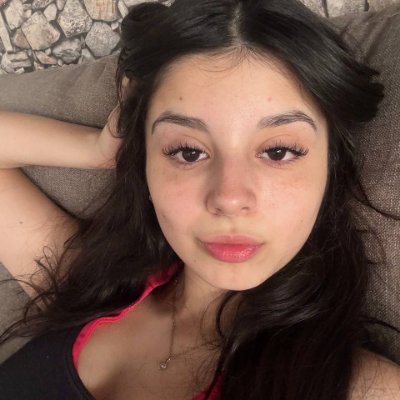 ESLAM10208297's profile picture. Tyla.  🌸 19 • nursing
  ig : @tylaxx76