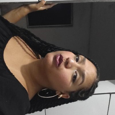 Doce, dengosa e polida