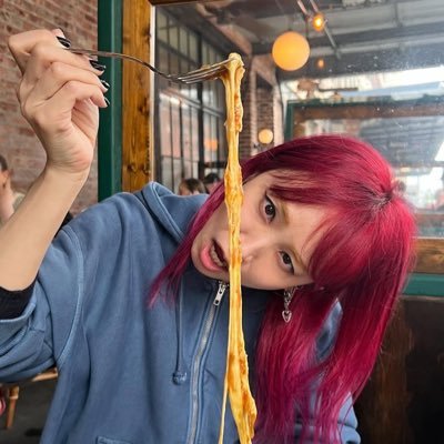 LiSAが大好きです!男です!無言フォロー失礼します🙇♂️ 無言フォロー大歓迎です!LiSA好きは皆同士だと思っていますのでLiSAっ子と繋がりたいです🫡 誰でもタメ口で大丈夫です😁@LiSA_OLiVE