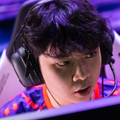 CHOO CHOO MOTHERFUCKERS | 17!!!! | 🇵🇭🏳️⚧️ | hyperfixated on: d&d + mlb + jet lag the game + hermitcraft
