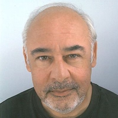 nmtedeschi's profile picture. Quelli che hanno cominciato a lavorare da piccoli,non hanno ancora finito e non sanno che cavolo fanno (Jannacci)

Bête Noire de famille 🇮🇹🇫🇷