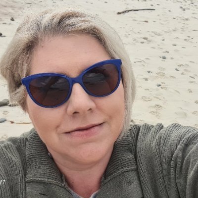 My Holistic Approach to life, Pets, Animals, Relationships. Psychic Tarot Reader