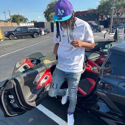 Loyalty over love 💯🩸 IG: Ball0ut_dee