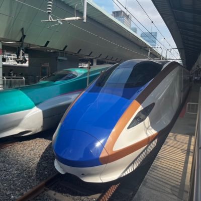 uki_ucky's profile picture. 小林武史(烏龍舎)///宮本浩次・ミスチル・マイラバ・LEGO BIG MORL・レミオ・ゆずなど/鍵盤楽器🎹/猫😺/相棒・プレバト！/フィギュアスケート⛸️/鉄道🚃航空✈️など/アニメ・マンガ・イラスト・ゲームなど/文房具✒️ハンドメイドなど雑多/私です🌈