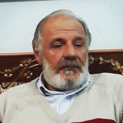 أحب الصالحين، ولست منهم.
قل كلمتك وامشي.
أسكندراني.. أهلاوي.
إنسان.