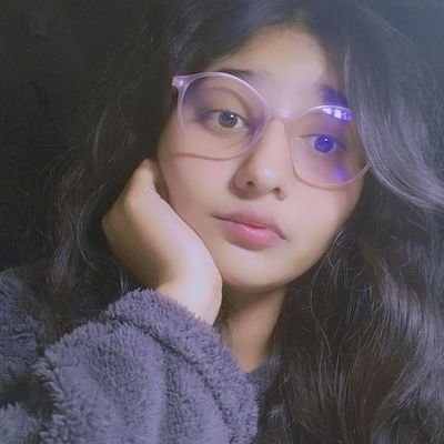 आंख्या 👀 म्ह आग देख🔥
हाथां म्ह माला 📿
हाम भगत स सच्चे गुरू के 🙆♀️
म्हारे ठाडे भाग देख 🥰
म्हारा रब स जाट धणाणे आला 🤩😎