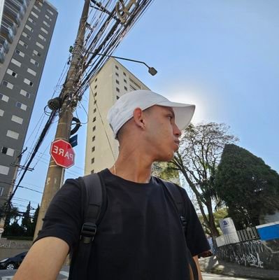 PrftTh's profile picture. 💭