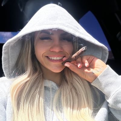 1800kindlylady's profile picture. Even Jesus said those who don't come in by the gate are thieves and robbers. Another day being a MAGA💯 Porn🚫 Nudes🚫