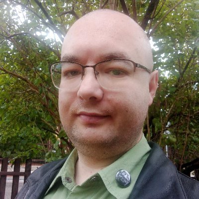 Ekonomista międzynarodowy, kulturowy, antropologiczny, inwestycyjny, analityk rynkowy, inwestor giełdowy.
Miłuję jednoczenie różnorodności. :)