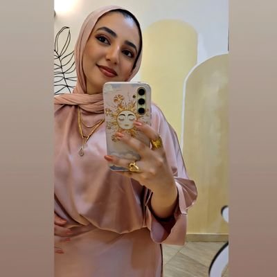 MarahMohsen2's profile picture. سَنَغّدُوُا رفَاتاً و يبْقَى الأثَر**