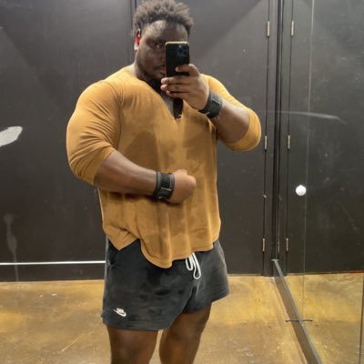 fatgleesh75's profile picture. introverted diary that i share to random people, cause i don’t personally know you so it makes me feel more comfortable