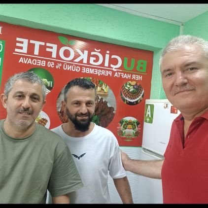 Enginyildiz1453's profile picture. En azından üç dil bileceksin En azından üç dilde Ana avrat dümdüz https://t.co/z7WvPj7Iz3 şu ne busun Oğlum Mernuş Sen otobüsü kaçırmış bir milletin çocuğusun.