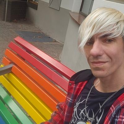 JohnBergma9884's profile picture. 🏳️‍🌈Gay OTAKU(NERD🤓) from Berlin, Germany 🇩🇪 

Animefan, yaoi-fan, BL-Fan 😊
into good music, clubbing, gayming, Netflix&chill.
