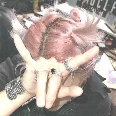 sasazinhaxx's profile picture. neo got my back