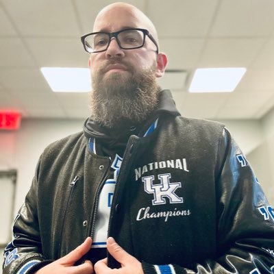 (Former?) Sports and pro wrestling journalist. Niners, Lakers and Kentucky obsessed.