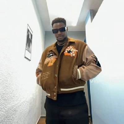 omzodollarjr22's profile picture. 