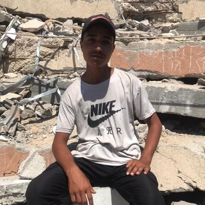 💔🇵🇸I am Mohammed Imad from Gaza, 18 years old. I need your support, my friends. I am suffering because of the injury and the war. I need your support.