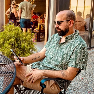 yotamwo's profile picture. מכין את הבולונז הכי טעים בעולם | מצייץ עם גב לשער