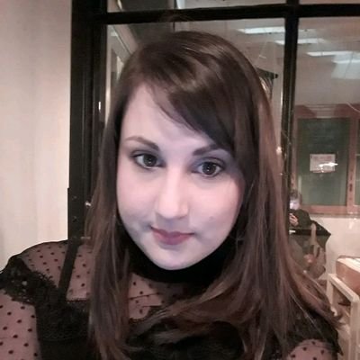 Leannemiller124's profile picture. Entertainment