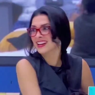 Aquí solo se apoya a mujeres empotradas. 💃🏽💪